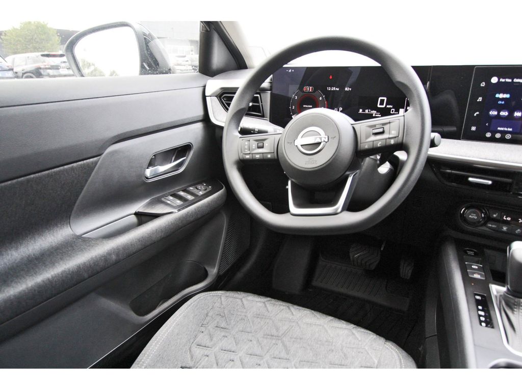 2026 Nissan Kicks SV - 6