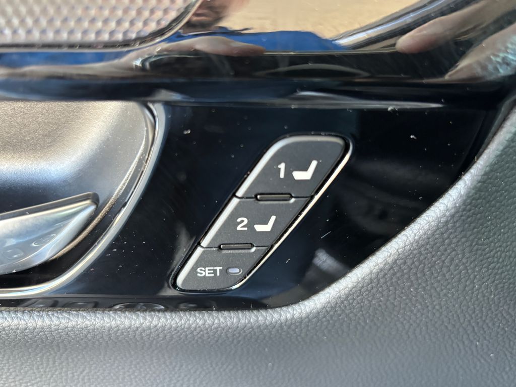 Thumbnail: 2023 Honda CR-V - 27