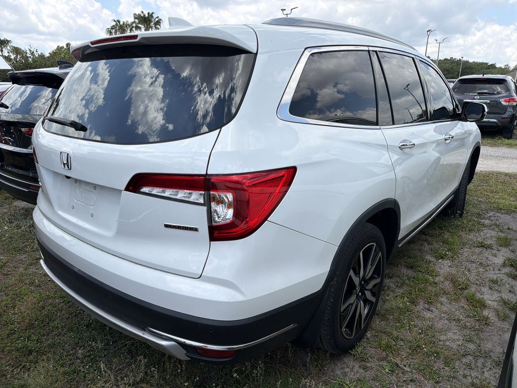 used 2022 Honda Pilot car, priced at $33,992