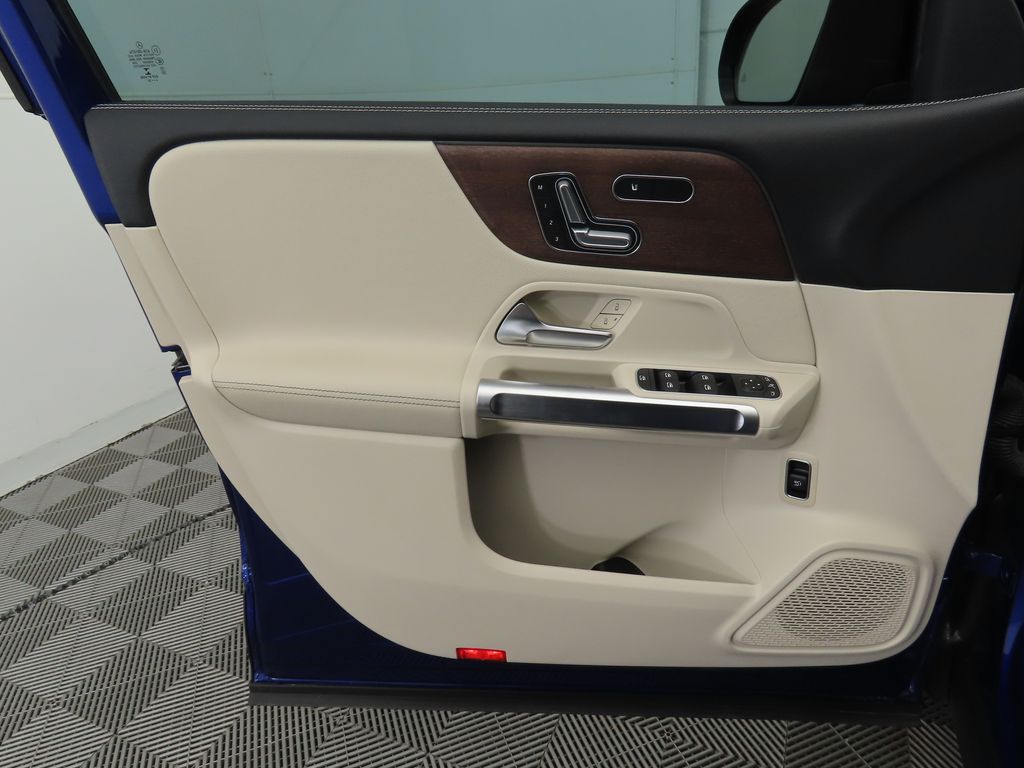 2022 Mercedes-Benz GLB 250 24