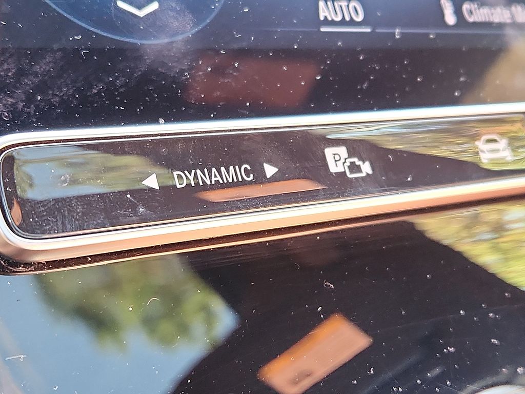 Thumbnail: 2022 Mercedes-Benz S-Class - 25