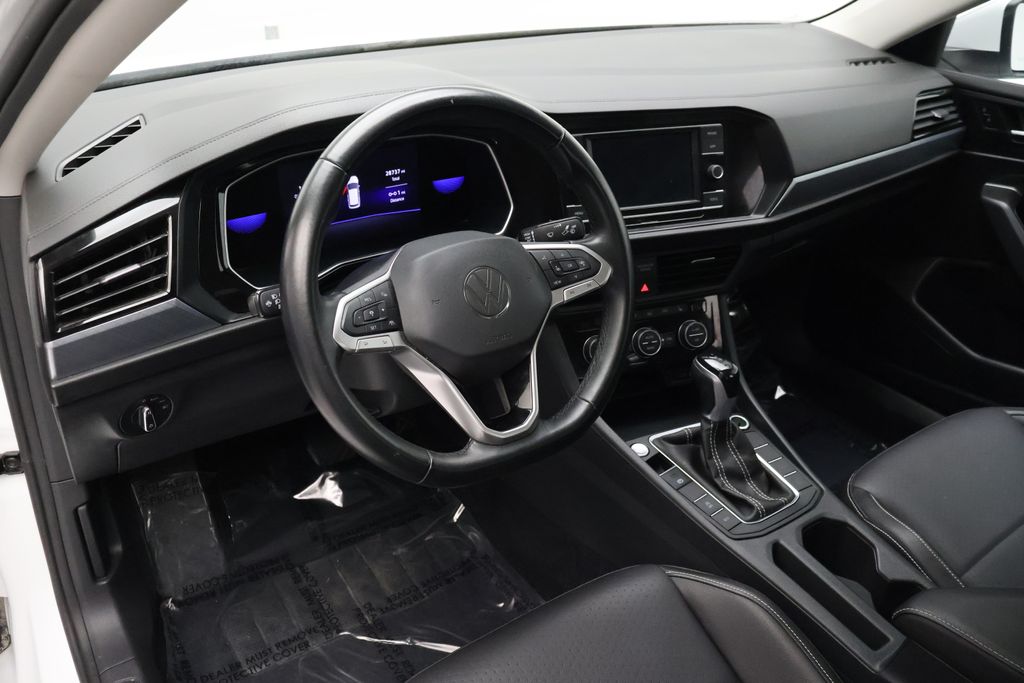 Thumbnail: 2022 Volkswagen Jetta - 15