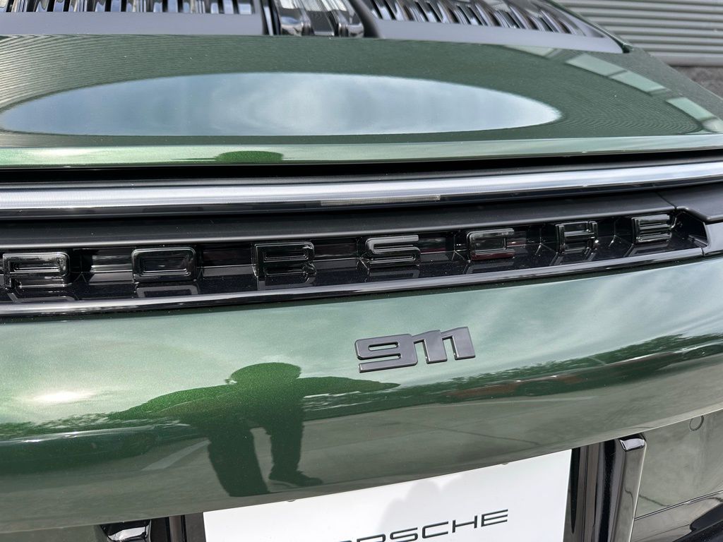 Thumbnail: 2026 Porsche 911 - 14