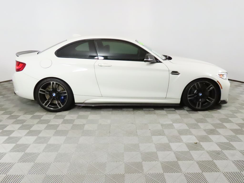 Thumbnail: 2017 BMW M2 - 6