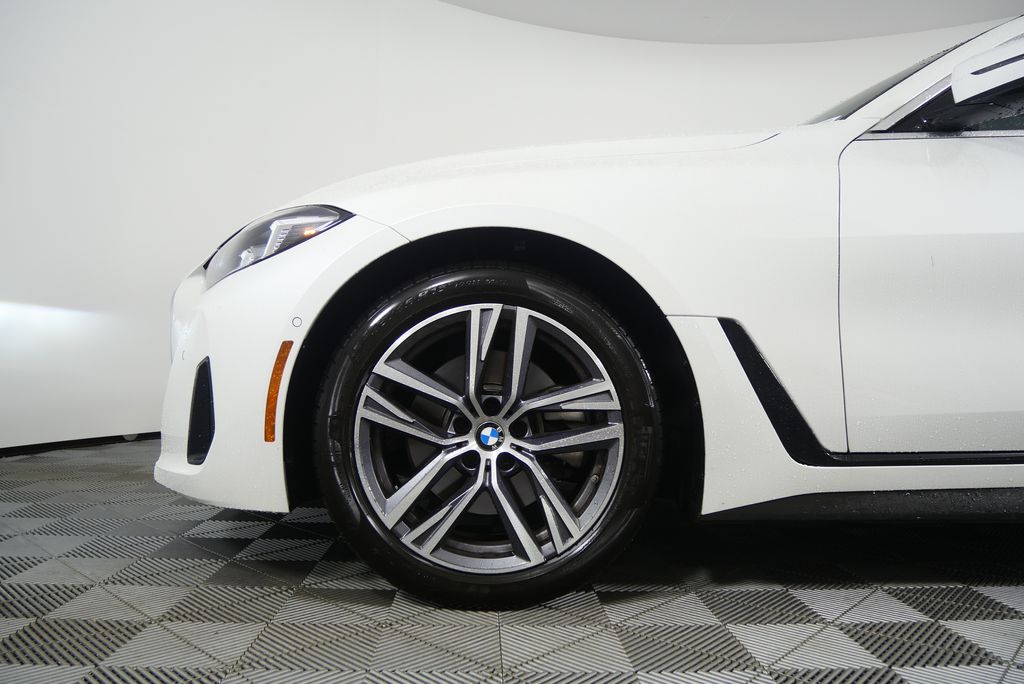 Thumbnail: 2025 BMW 4 Series - 7