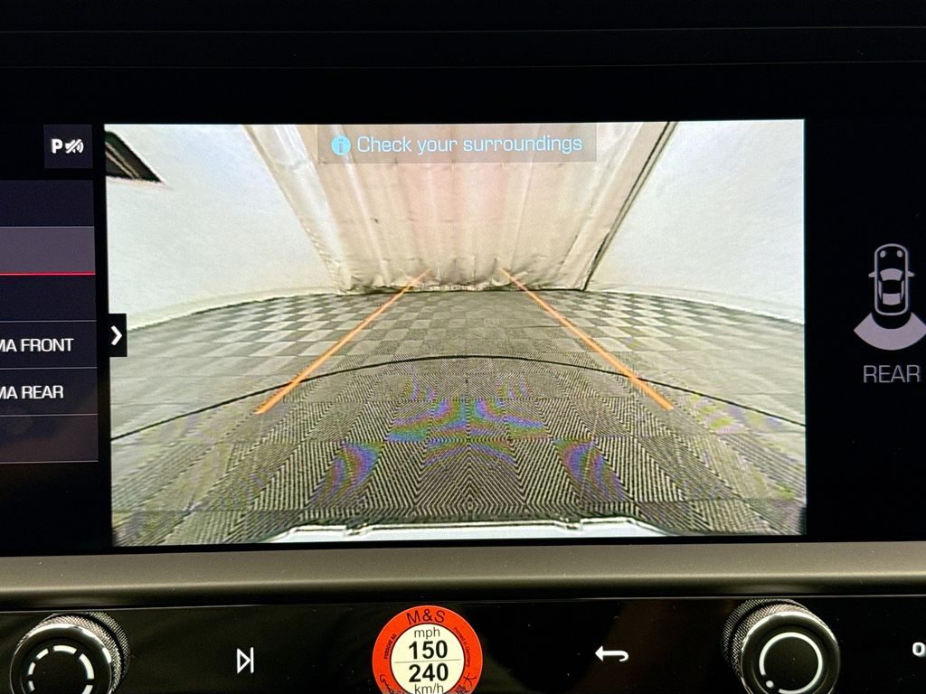 Thumbnail: 2026 Porsche Macan - 18