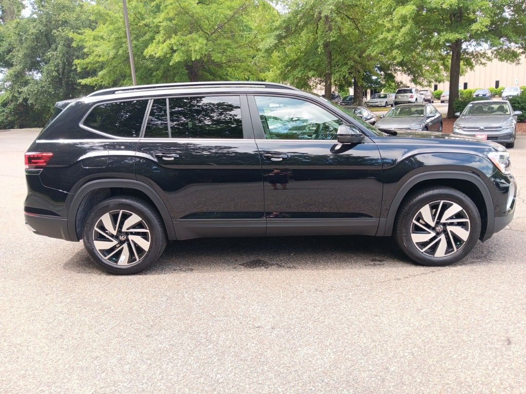 2024 Volkswagen Atlas 2.0T SE w/Technology 6