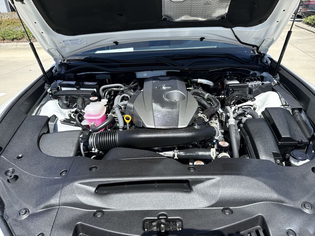 Thumbnail: 2022 Lexus RC - 14