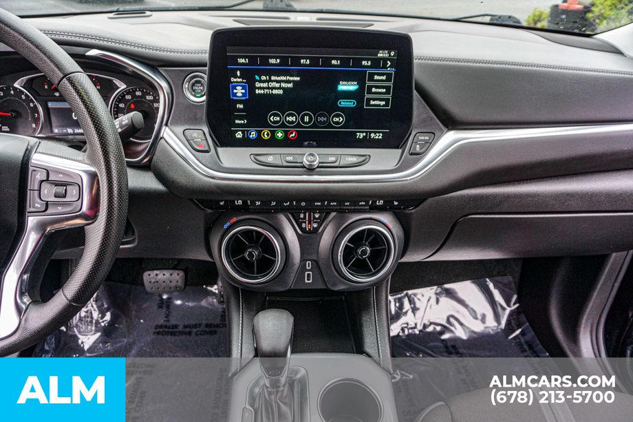 Used 2025 Black Chevrolet LT image 40