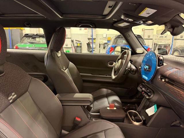 Thumbnail: 2026 MINI Cooper - 23