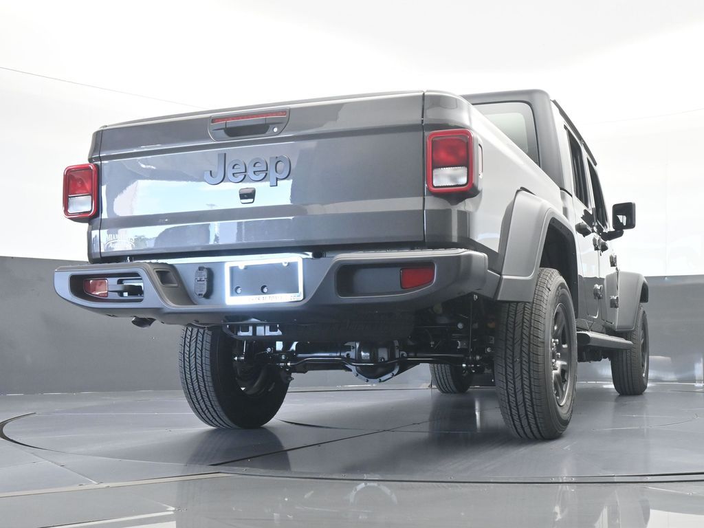 New 2026 Granite Crystal Metallic Clearcoat Jeep Sport image 50