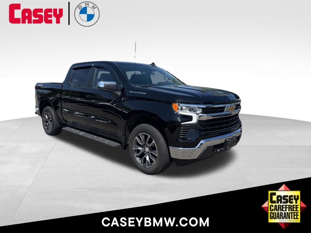 Black 2022 Chevrolet Silverado 1500 LT Crew Cab 4WD Pickup Truck Four-Wheel Drive 8-Speed Automatic