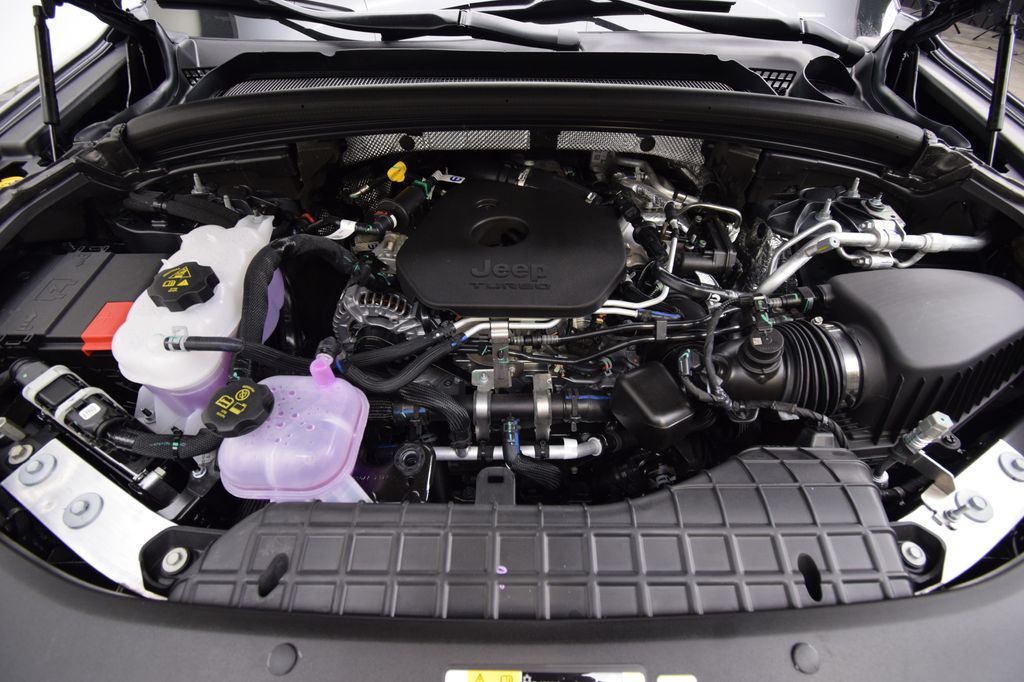 new 2026 Jeep Grand Cherokee car, priced at $47,476