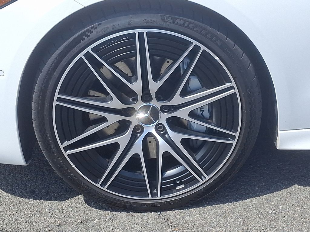 2024 Mercedes-Benz C-Class AMG C 43 8