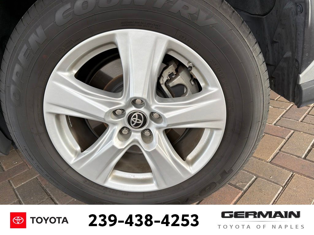 Used 2023 Silver Toyota LE image 7