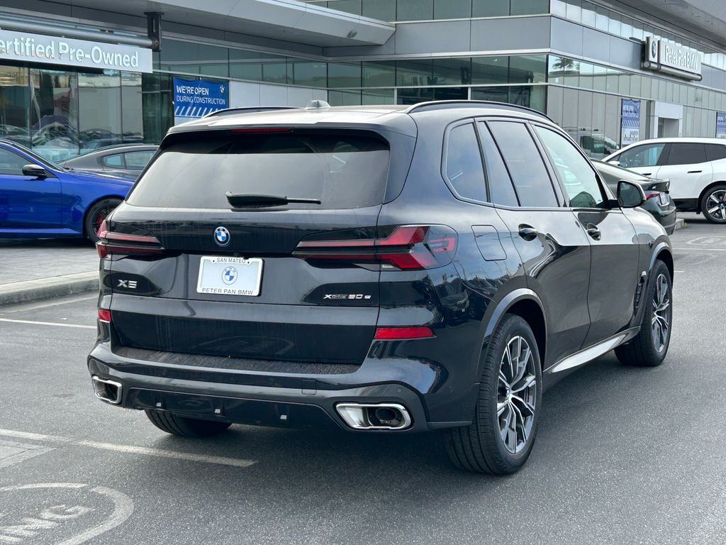 2026 BMW X5 xDrive50e 5