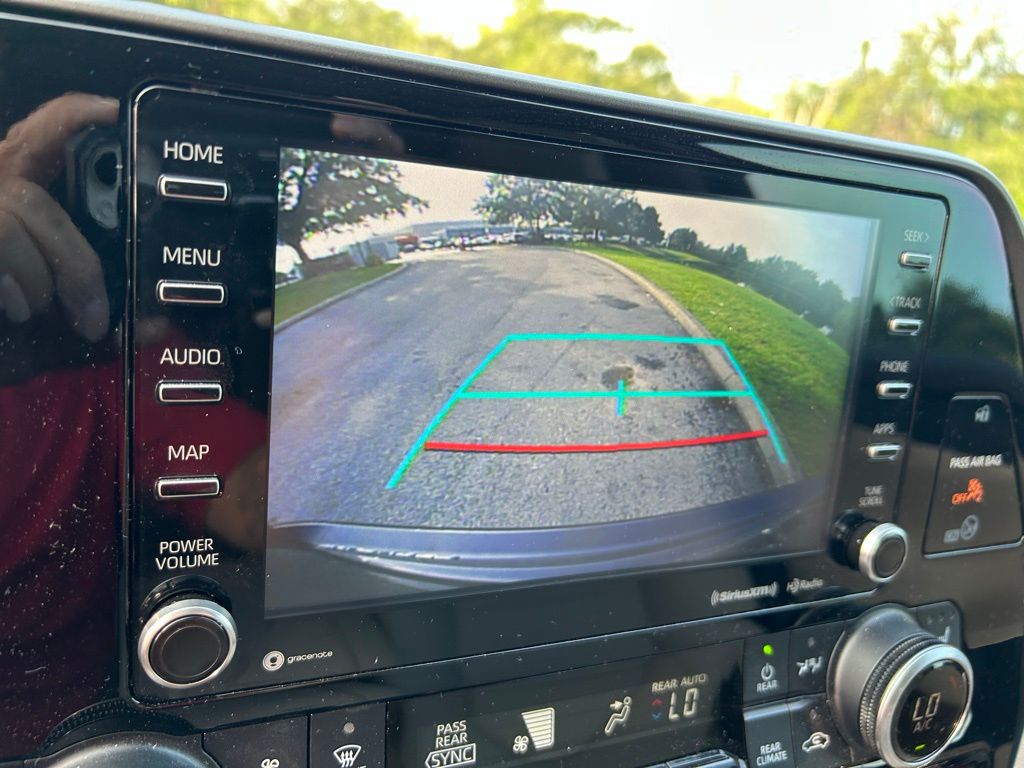 2022 Toyota Highlander XLE 25