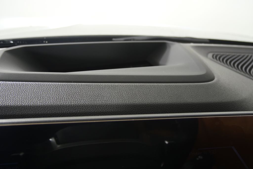 Thumbnail: 2026 BMW 3 Series - 19