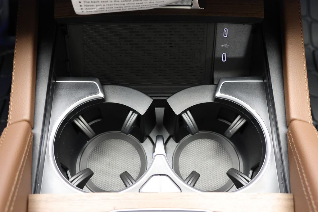 Thumbnail: 2026 Mercedes-Benz GLE - 27