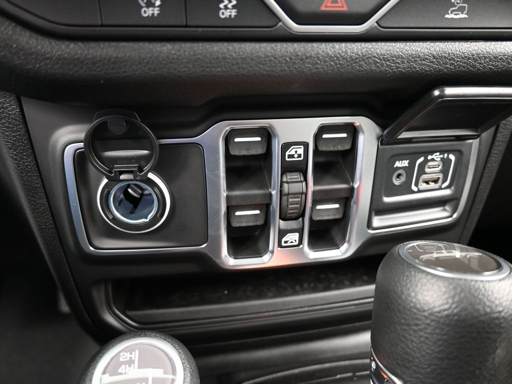 New 2026 bright white clearcoat Jeep Sport image 18