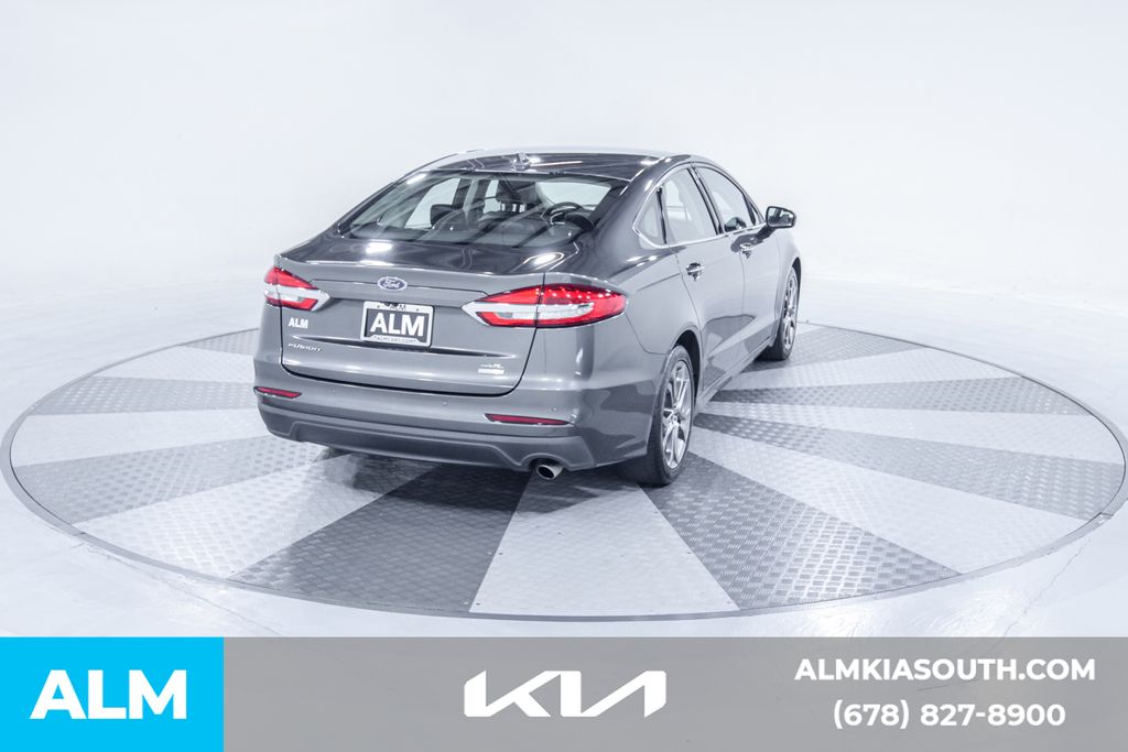 2020 Ford Fusion SEL photo 9
