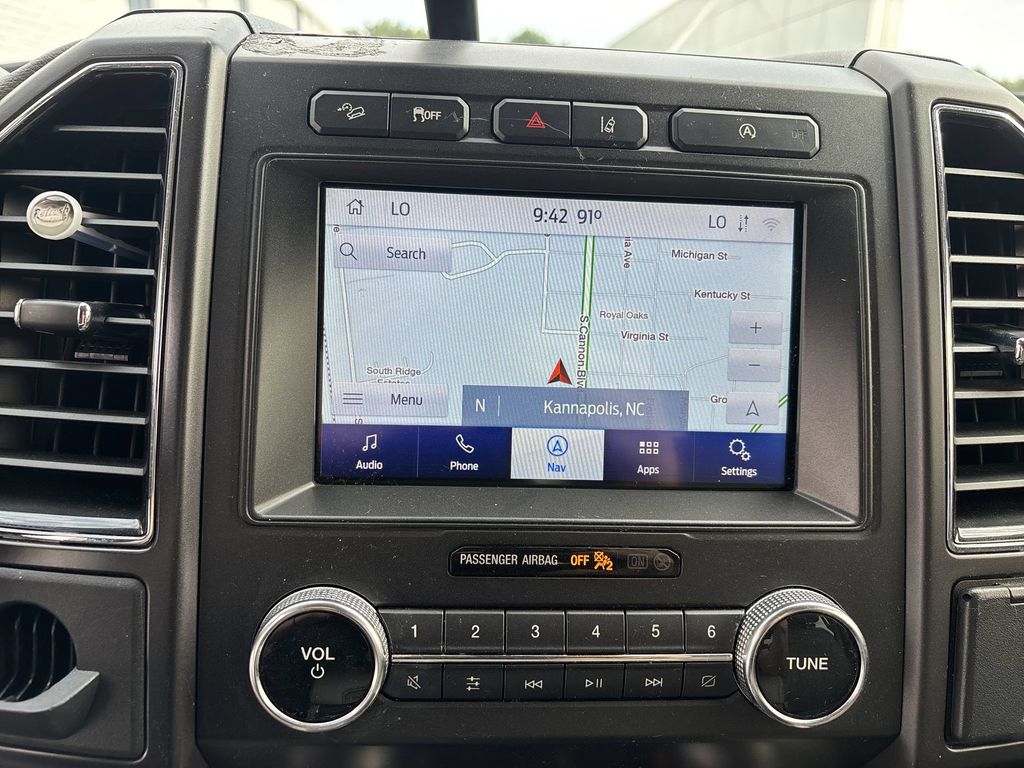 Used 2020 Black Ford Limited image 20