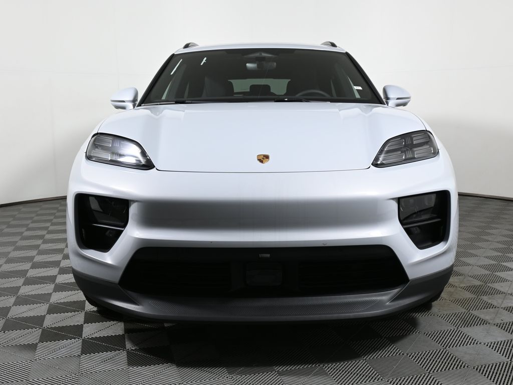 Thumbnail: 2025 Porsche Macan - 10