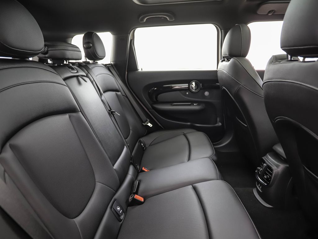 Thumbnail: 2023 MINI Cooper Clubman - 25