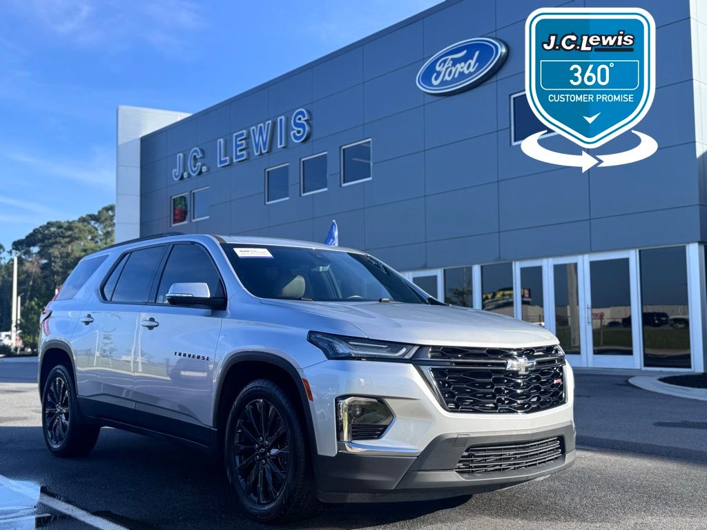 2022 Chevrolet Traverse RS