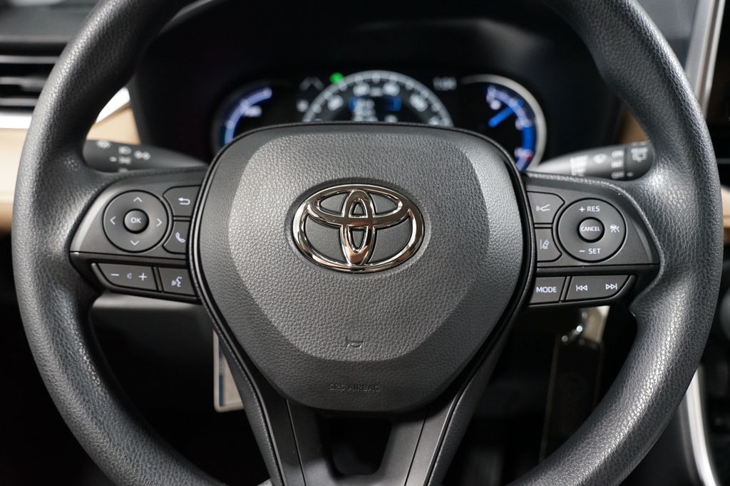 Thumbnail: 2025 Toyota RAV4 - 12