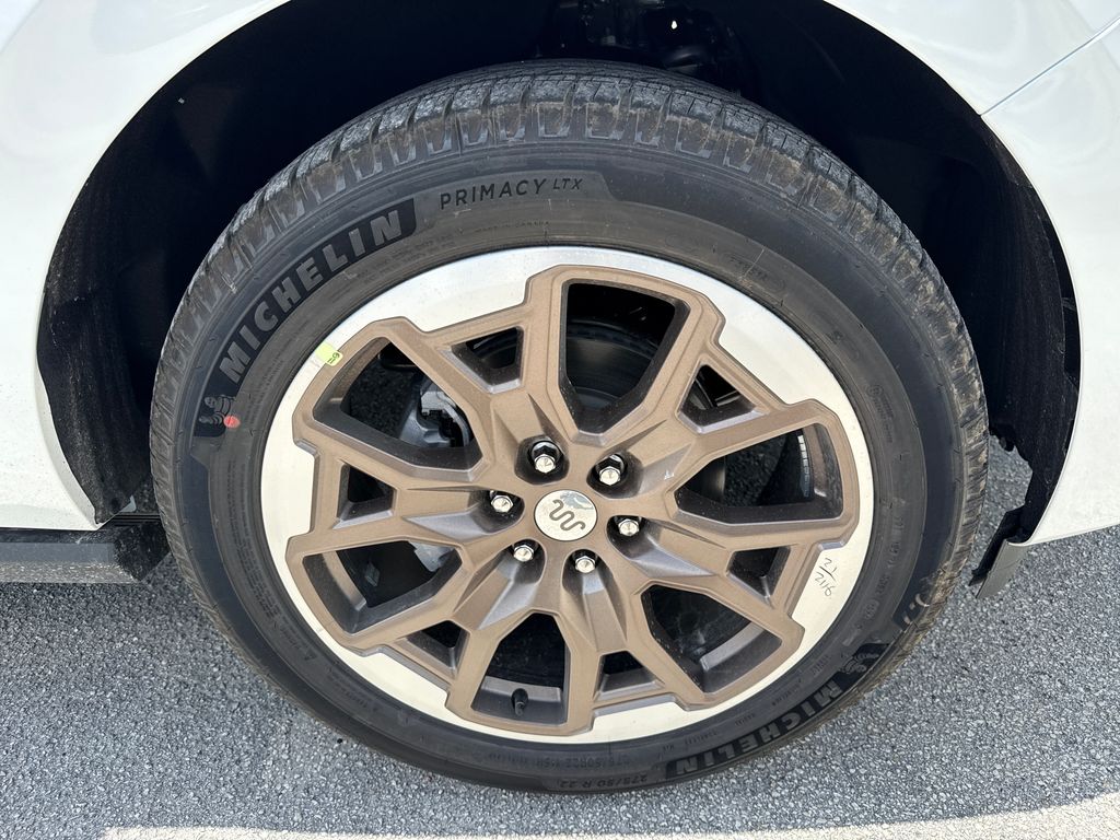 New 2027 White Ford King Ranch image 12