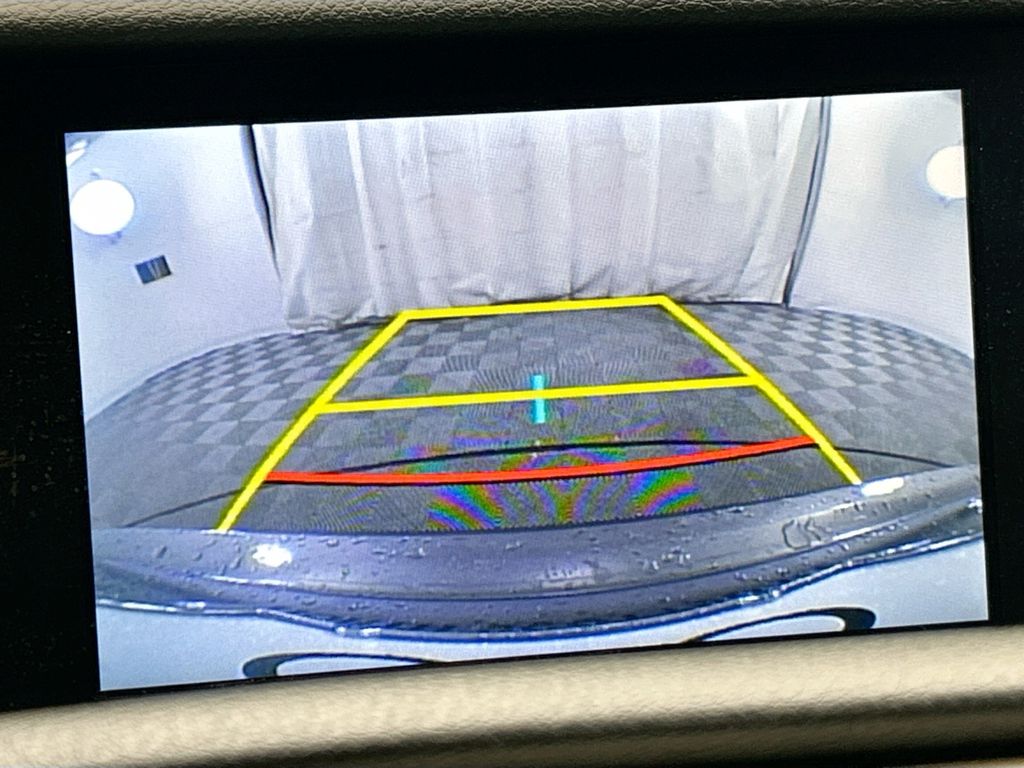 Thumbnail: 2016 Lexus IS - 14