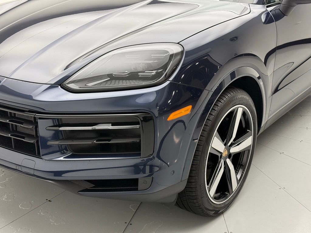 2025 Porsche Cayenne  29