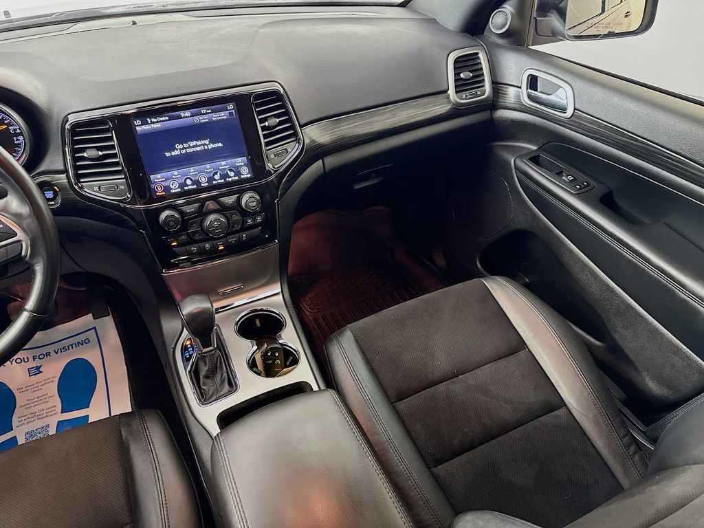 Used Car 2022 Jeep Grand Cherokee Wk  Laredo X For Sale Under $30,000 In Austin, Texas