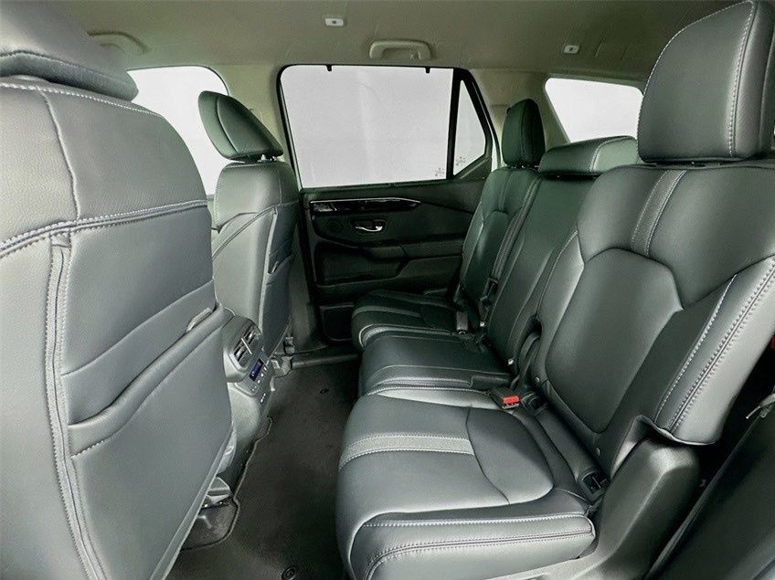 Used Car 2025 Honda Pilot  Utility Ex-l All Wheel Drive For Sale Under $50,000 In Austin, Texas