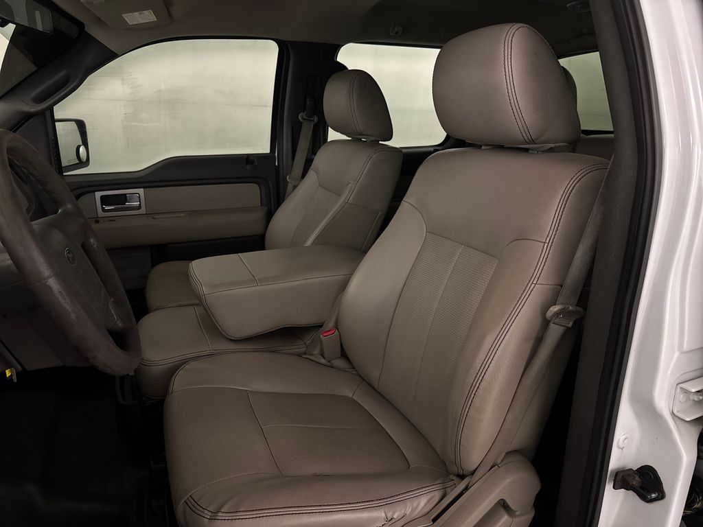 Used 2010 White Ford XL image 17