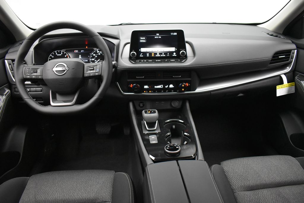 Thumbnail: 2026 Nissan Rogue - 26