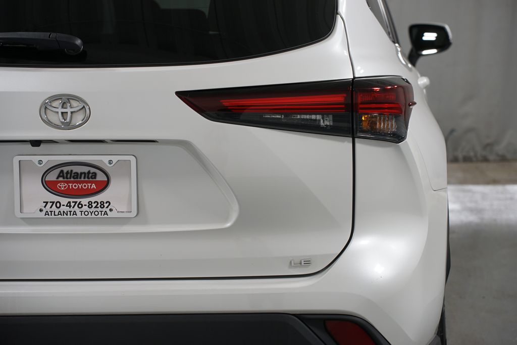Thumbnail: 2024 Toyota Highlander - 10