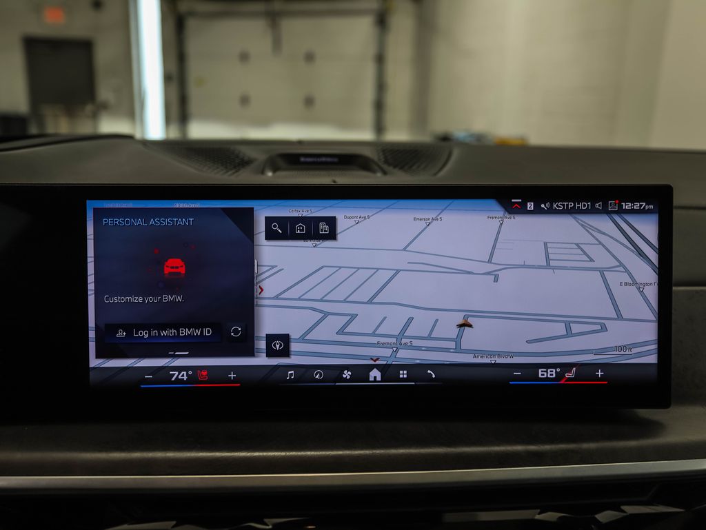 Thumbnail: 2024 BMW X7 - 15