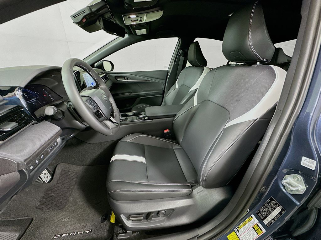 Thumbnail: 2026 Toyota Camry - 20