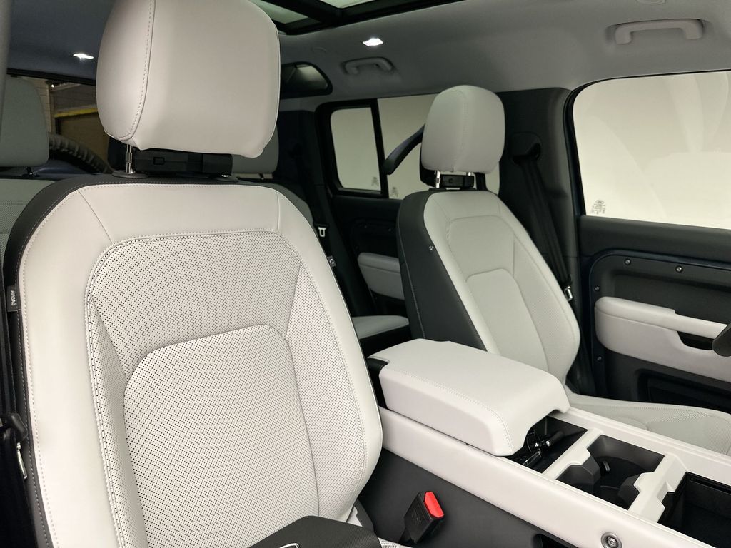 Thumbnail: 2026 Land Rover Defender - 6