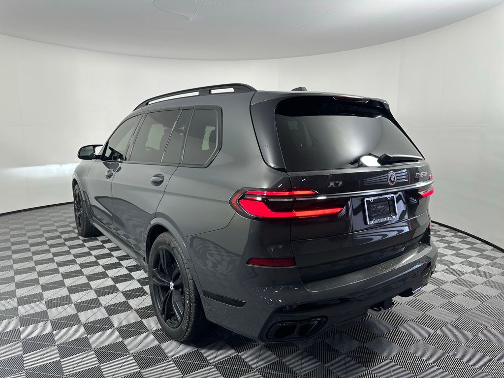 Thumbnail: 2023 BMW X7 - 7