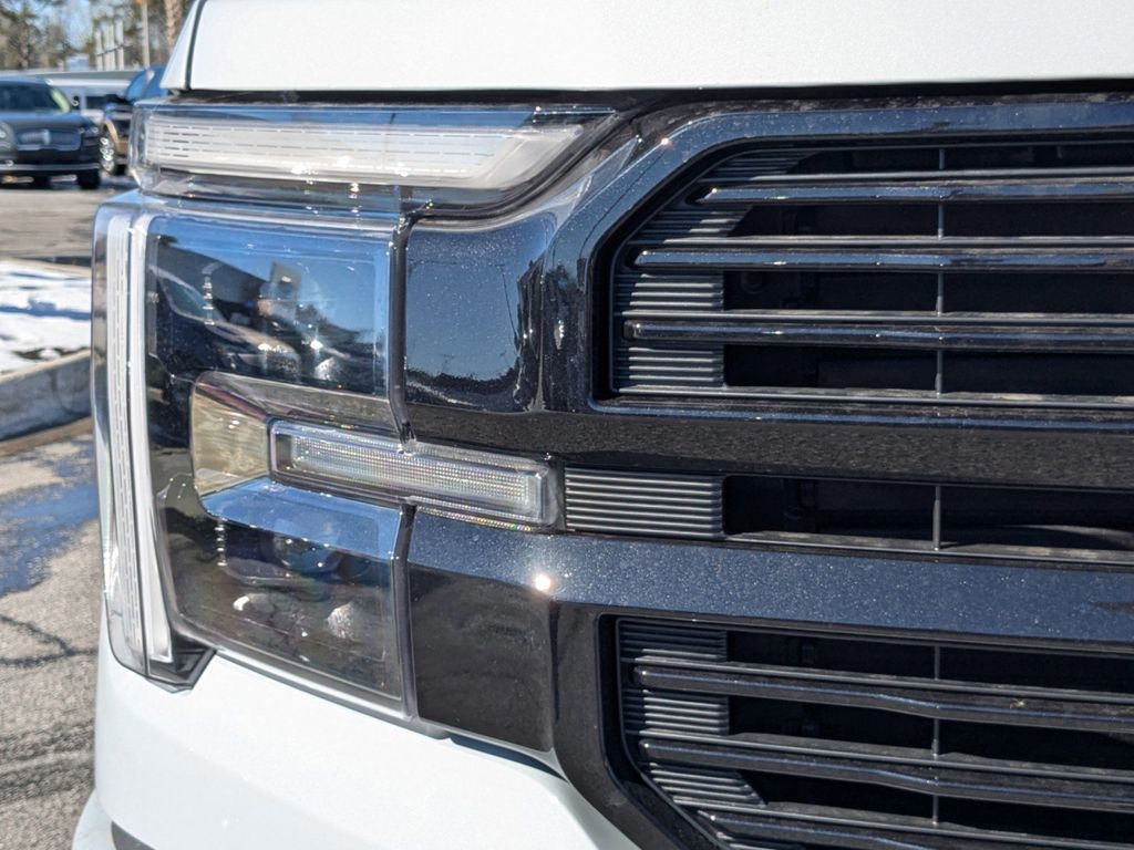 2025 Ford F-150 Platinum