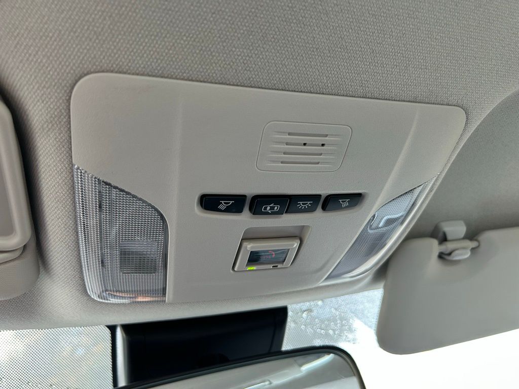 Thumbnail: 2022 Toyota Corolla - 27