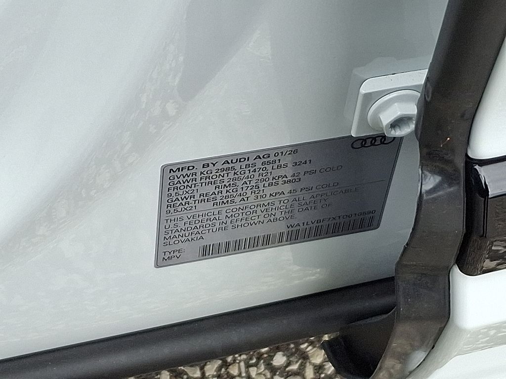 Thumbnail: 2026 Audi Q7 - 10