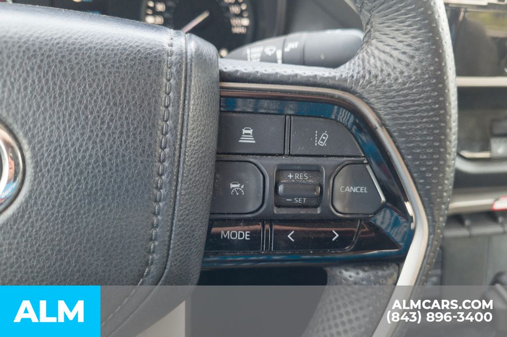 Used 2024 Ice Toyota SR5 image 29