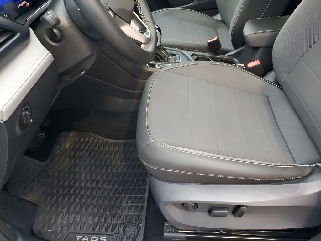 Used Car 2024 Volkswagen Taos  1.5t Se For Sale Under $25,000 In Austin, Texas