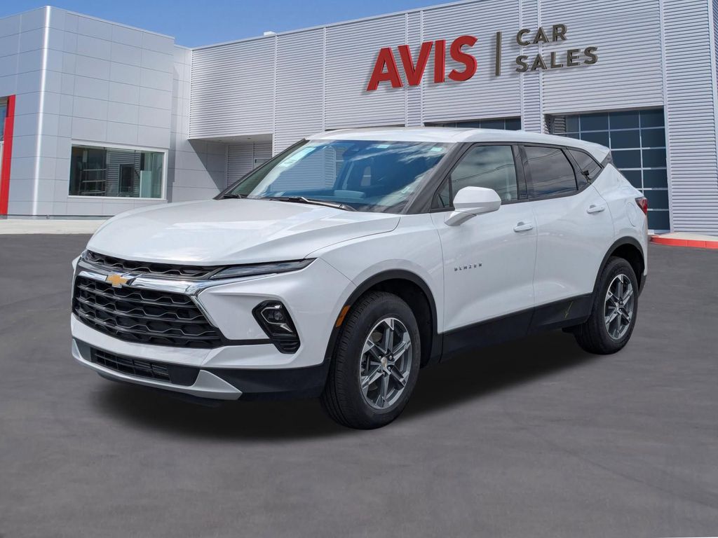 Summit White 2025 Chevrolet Blazer 2LT AWD SUV / Crossover All-Wheel Drive 9-Speed Automatic Overdrive