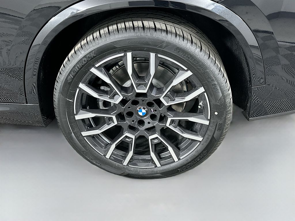 Thumbnail: 2026 BMW X5 - 23