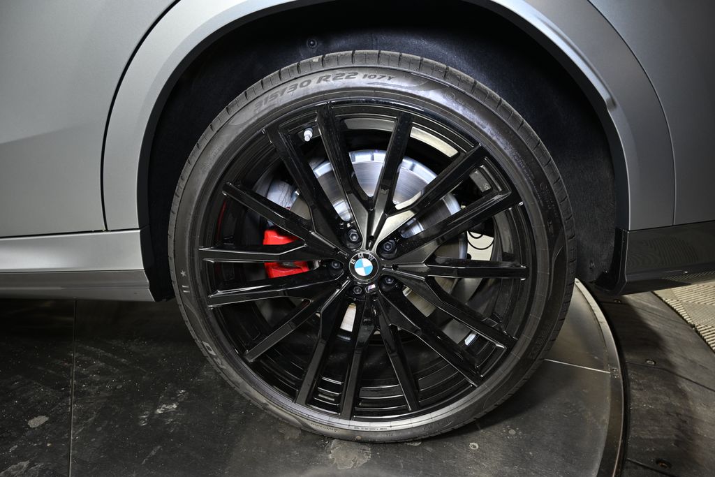 Thumbnail: 2026 BMW X6 - 13